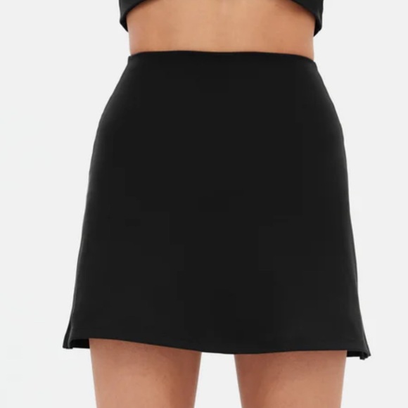 Girlfriend Collective Black Sport Skort - Picture 2 of 6